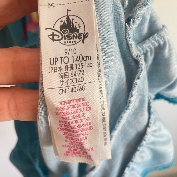 Disney Elena of Avalor nightgown 9/10 - Picture 7 of 8